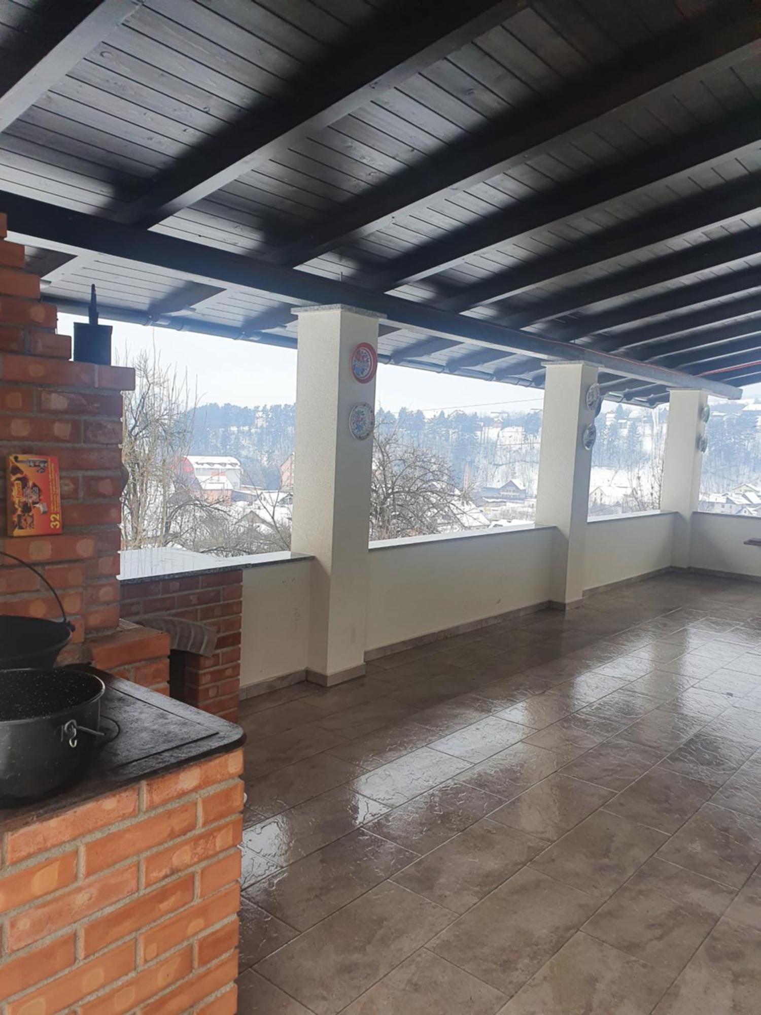 Casa Danci Centru Villa Borsa  Bilik gambar